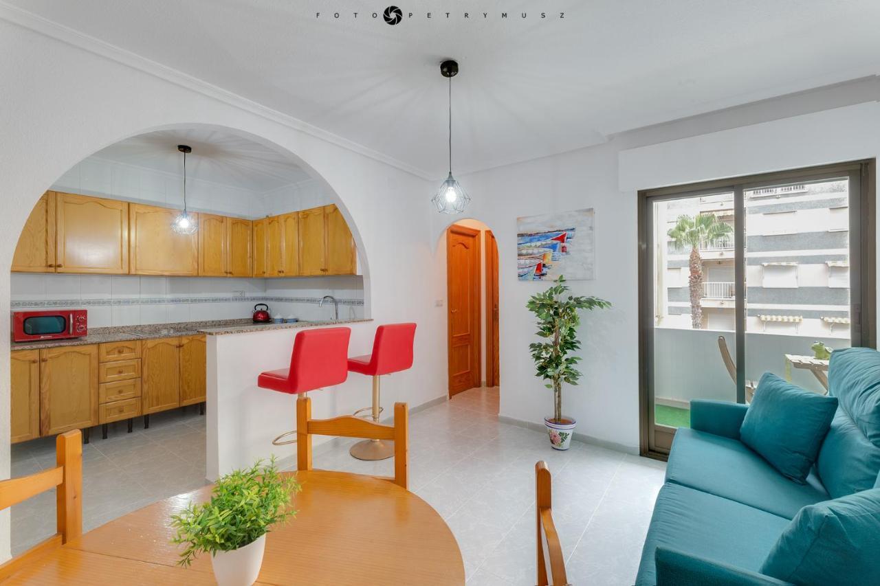 Colorful Apartment 또레비에하 외부 사진
